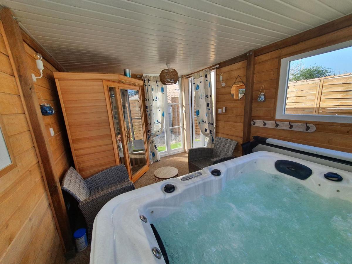 Bien-Etre C'Est La Apartment Le Pouzin Luaran gambar