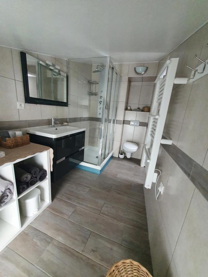 Bien-Etre C'Est La Apartment Le Pouzin Luaran gambar